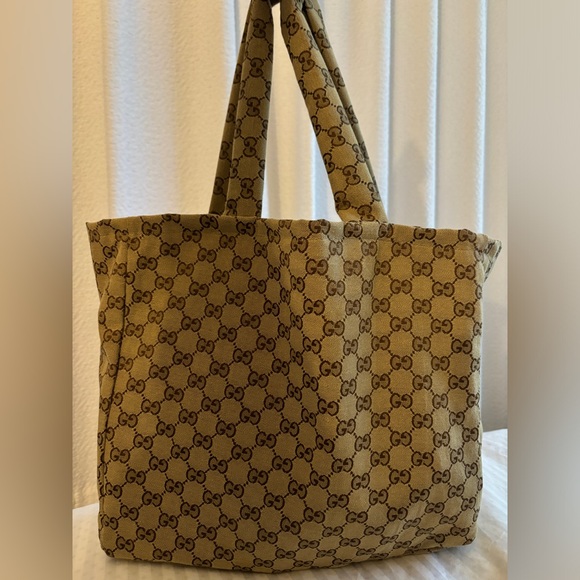 Vintage Gucci beach bag set with matching pouch - Picture 1 of 8